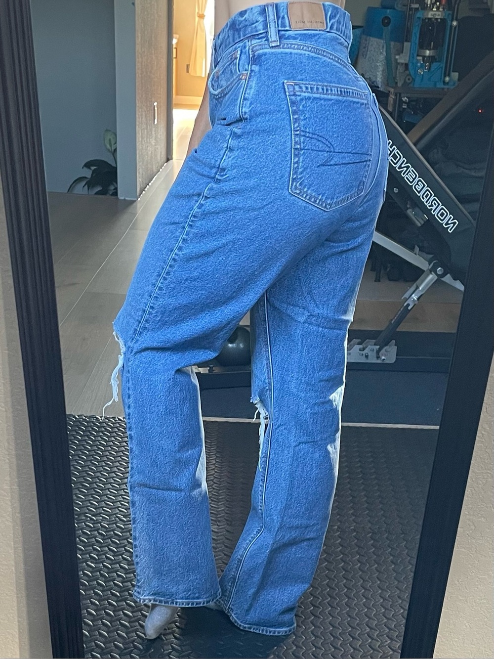 American Eagle Curvy 90s bootcut jeans